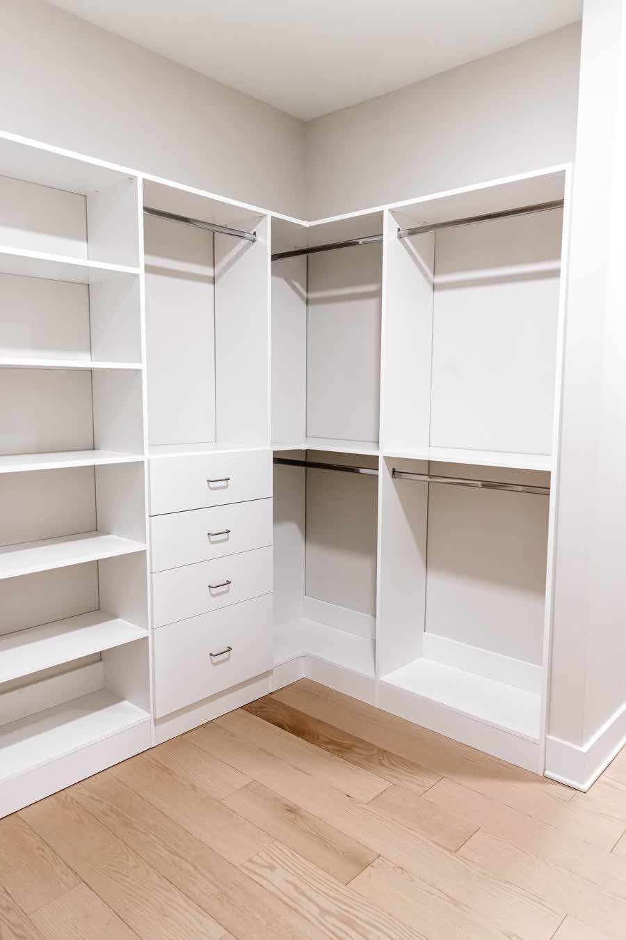 Summit Building more upclose cloet 7